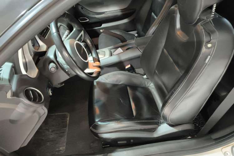 Used Chevrolet Camaro 2011 3.6L Legendary Performance Edition Left Front Seat