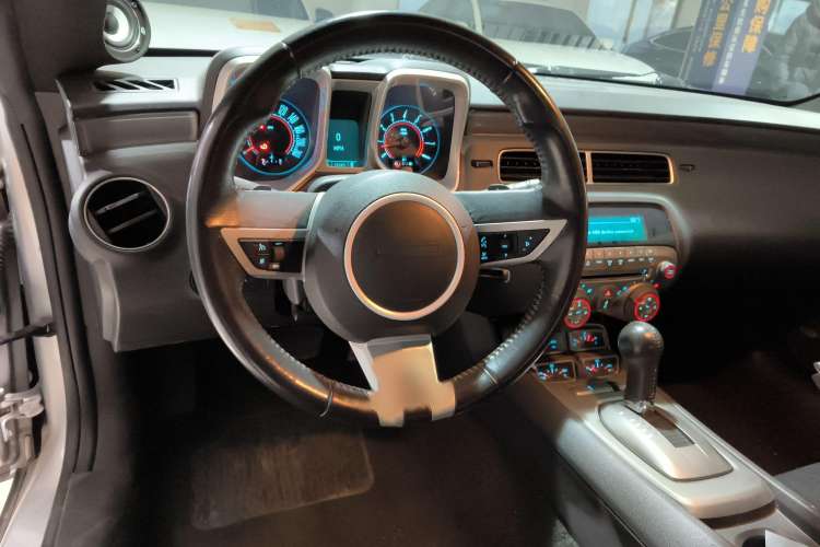 Used Chevrolet Camaro 2011 3.6L Legendary Performance Edition Steering Wheel