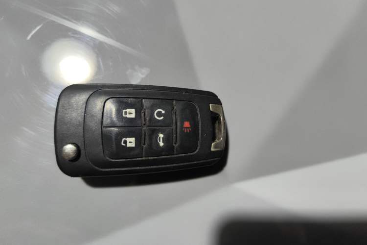 Used Chevrolet Camaro 2011 3.6L Legendary Performance Edition Vehicle Key