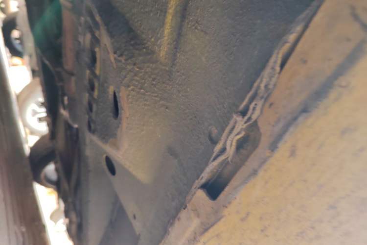 Used Chevrolet Camaro 2011 3.6L Legendary Performance Edition Chassis Front Left