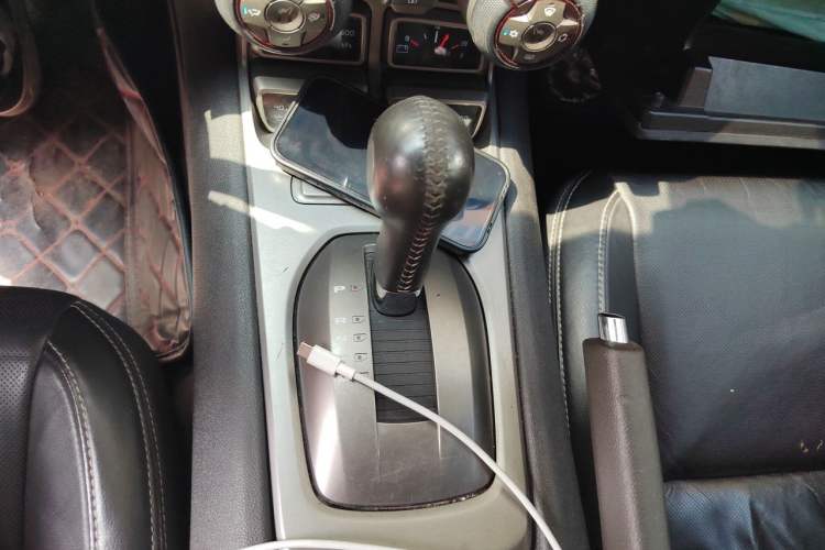 Used Chevrolet Camaro 2011 3.6L Legendary Performance Edition Gear Lever