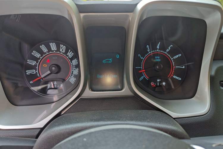Used Chevrolet Camaro 2011 3.6L Legendary Performance Edition Instrument Cluster