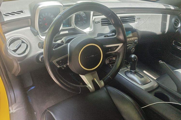 Used Chevrolet Camaro 2011 3.6L Legendary Performance Edition Steering Wheel