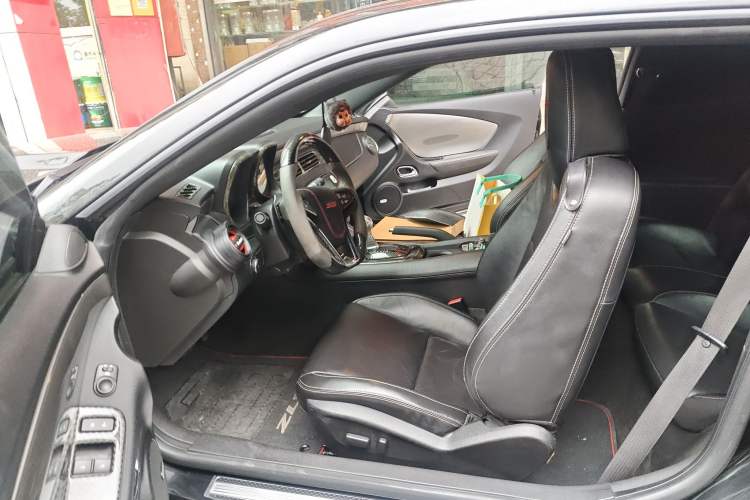 Used Chevrolet Camaro 2012 3.6L Legendary Performance Edition Driver Seat