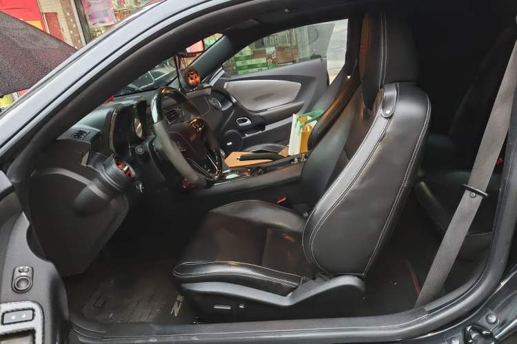 Used Chevrolet Camaro 2012 3.6L Legendary Performance Edition Left Front Seat