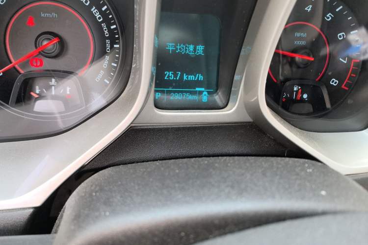 Used Chevrolet Camaro 2012 3.6L Legendary Performance Edition Odometer Close Up