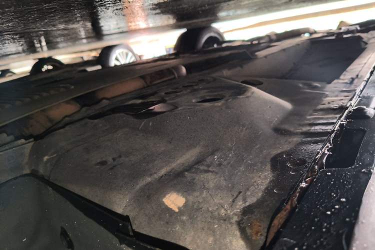 Used Chevrolet Camaro  Chassis Front Right
