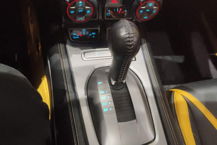 Used Chevrolet Camaro 2015 3.6L RS Limited Edition Gear Lever