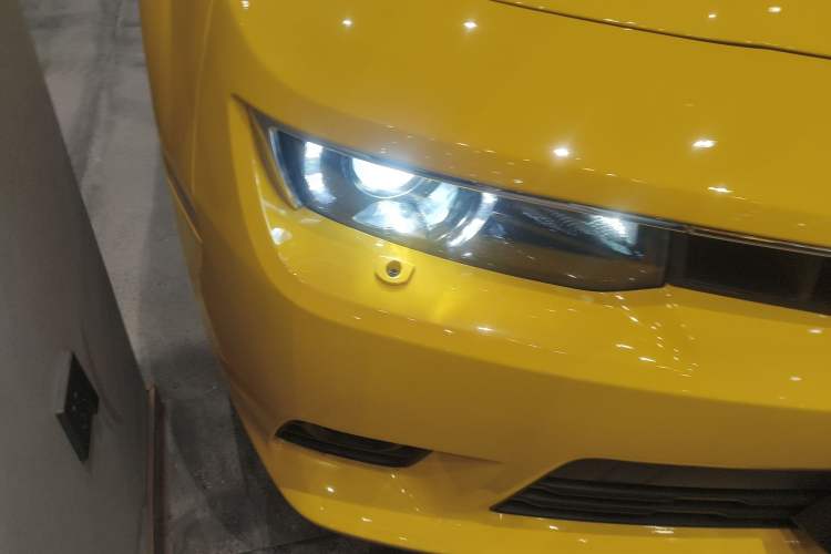 Used Chevrolet Camaro 2015 3.6L RS Limited Edition Right Front Headlight