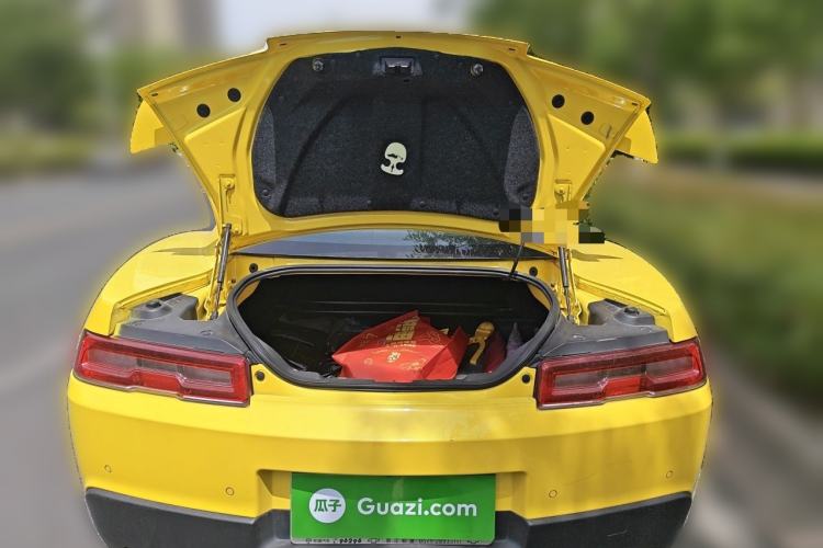 Used Chevrolet Camaro 2015 3.6L RS Limited Edition Trunk