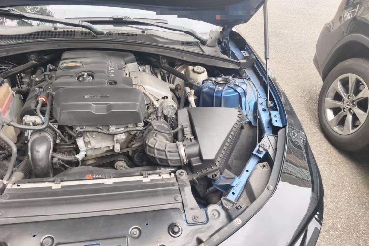 Used Chevrolet Camaro  Engine Bay Left
