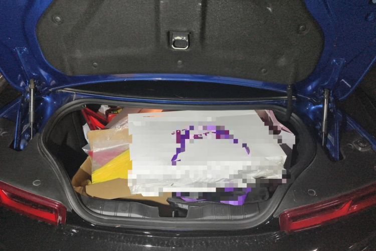 Used Chevrolet Camaro  Trunk