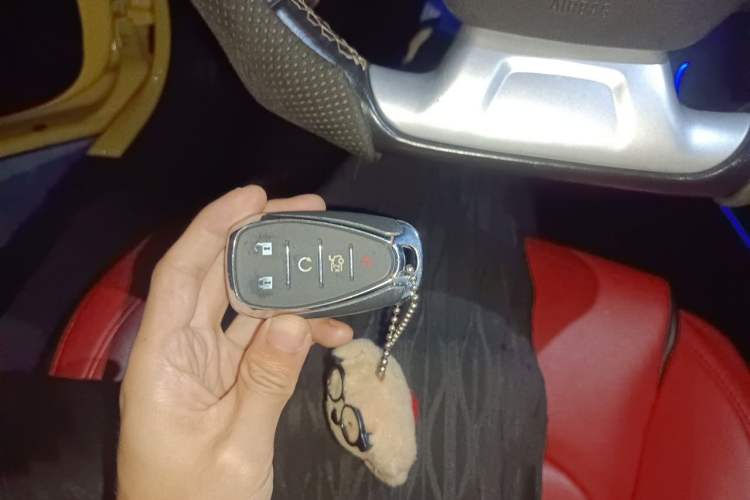 Used Chevrolet Camaro  Vehicle Key