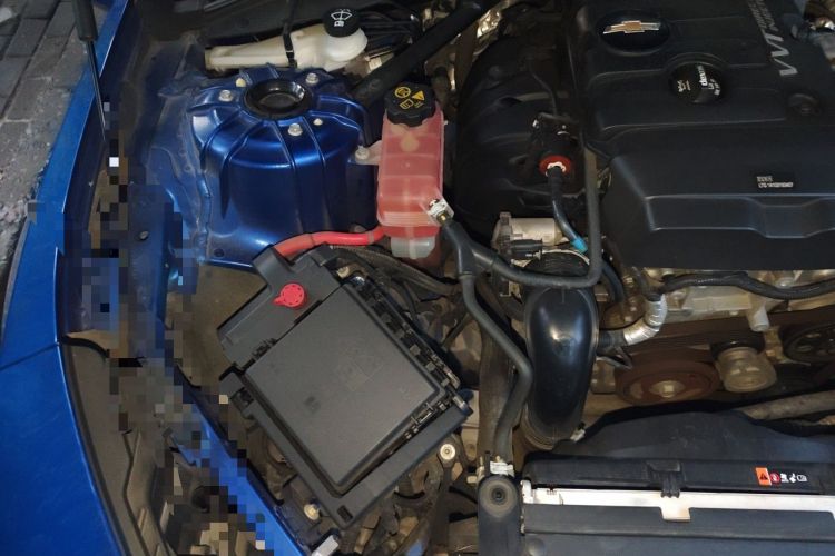 Used Chevrolet Camaro  Engine Bay Right