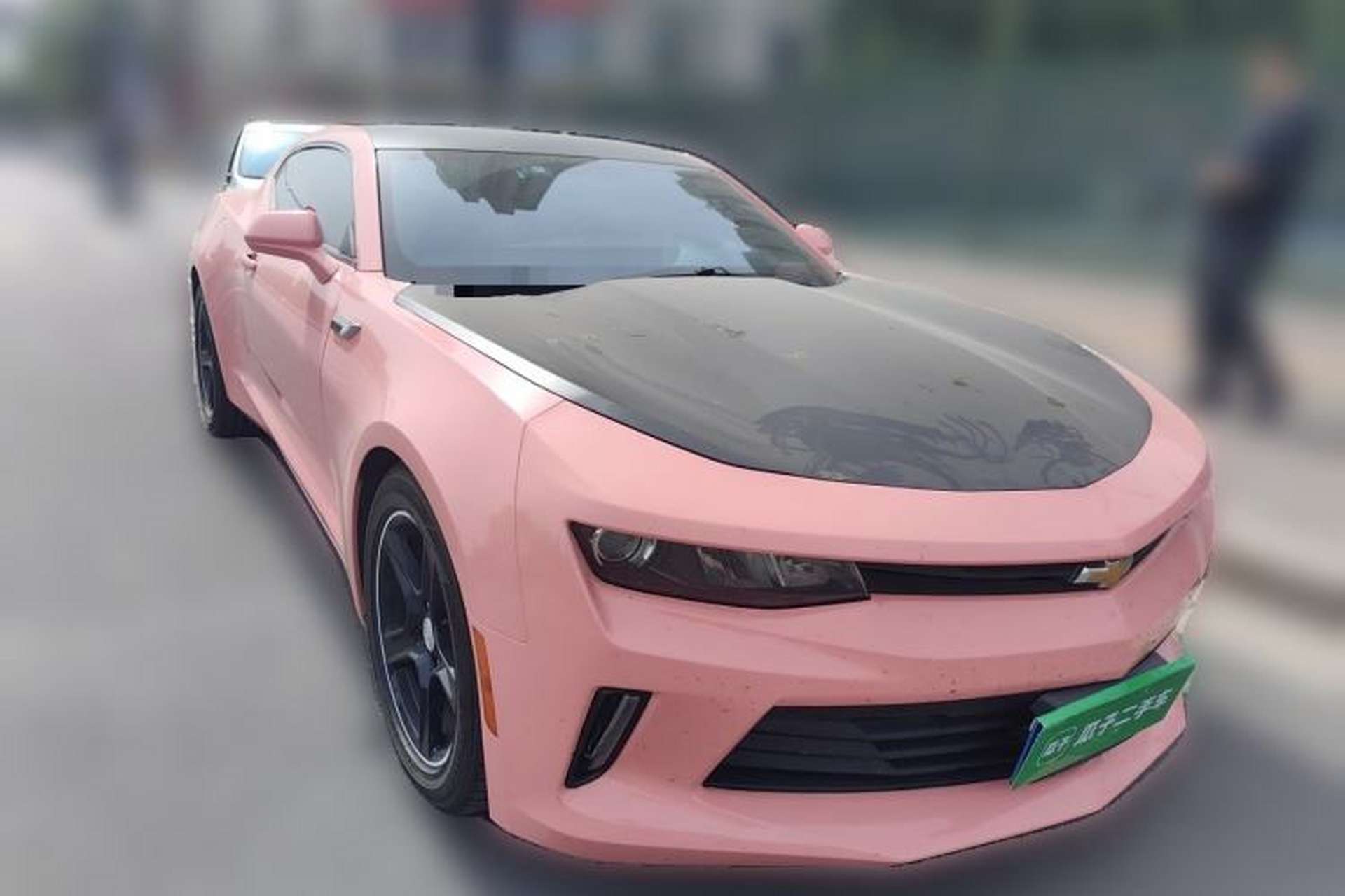Used Chevrolet Camaro  Front Right 45 Deg