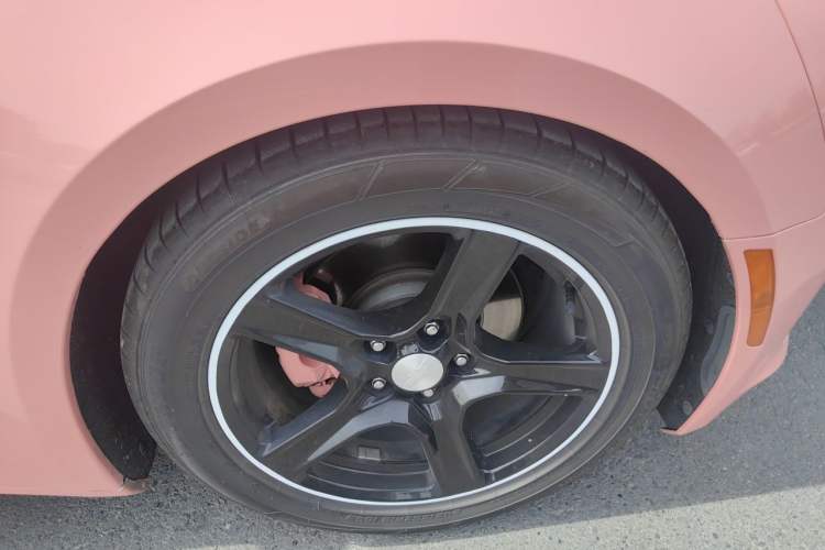 Used Chevrolet Camaro  Right Front Wheel Hub