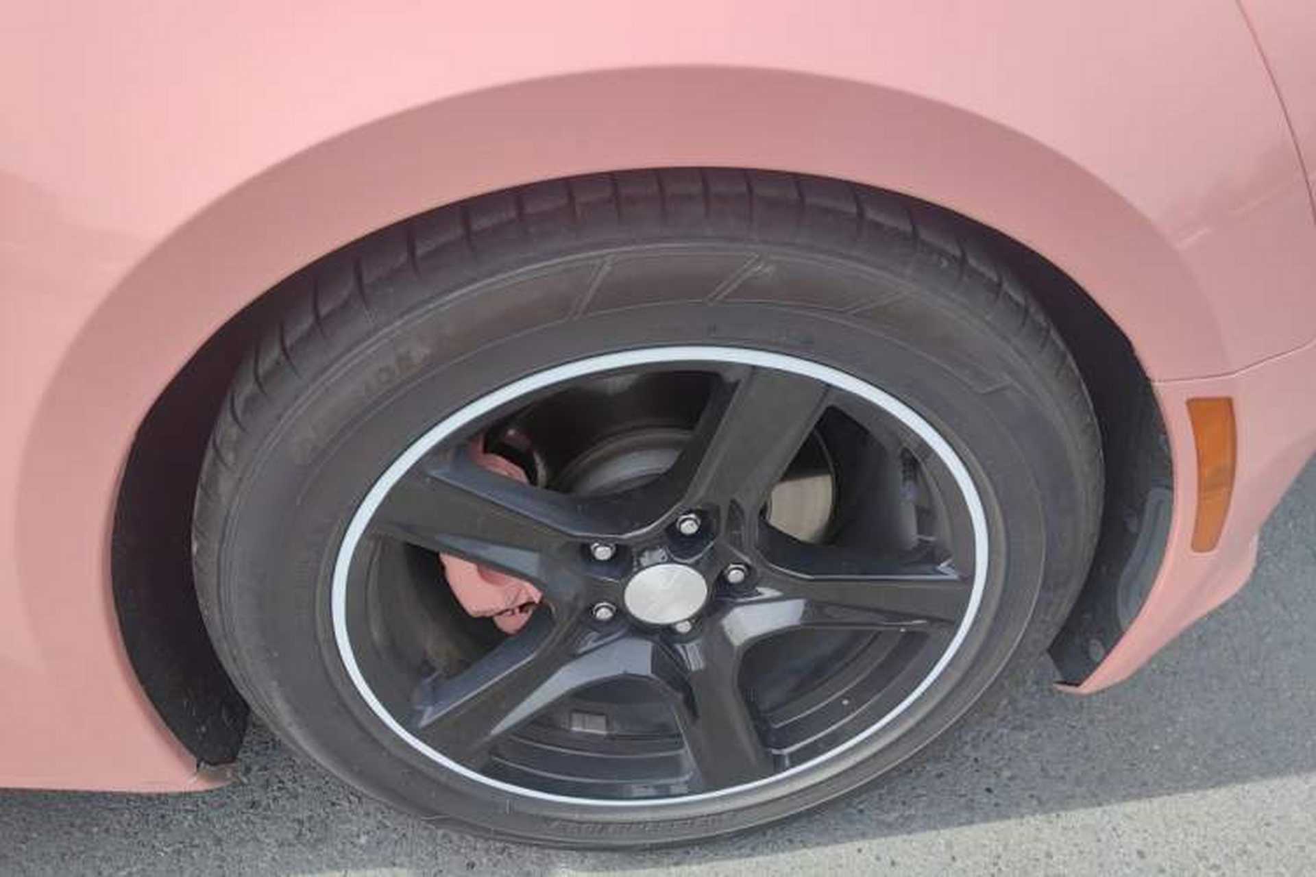 Used Chevrolet Camaro  Right Front Wheel Hub