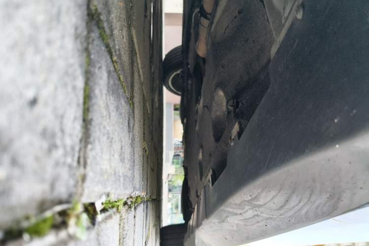 Used Chevrolet Camaro  Chassis Front Left
