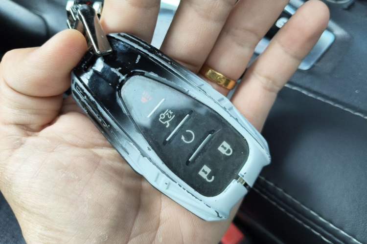 Used Chevrolet Camaro  Vehicle Key