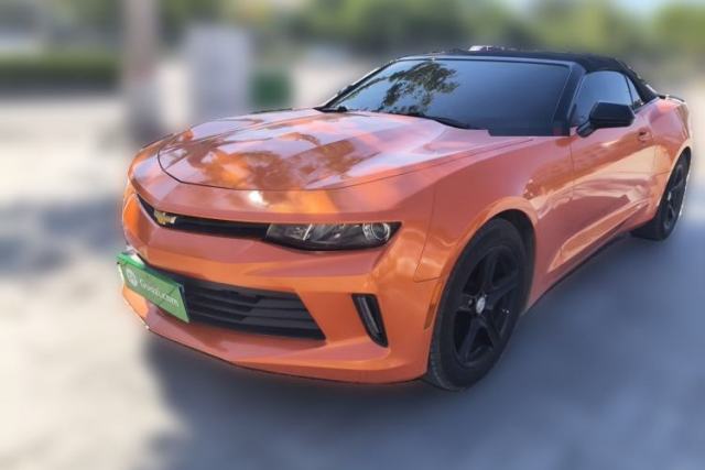 Used Chevrolet Camaro Chevrolet Camaro, 2.0L, automatic, four seats, soft top convertible, parallel import