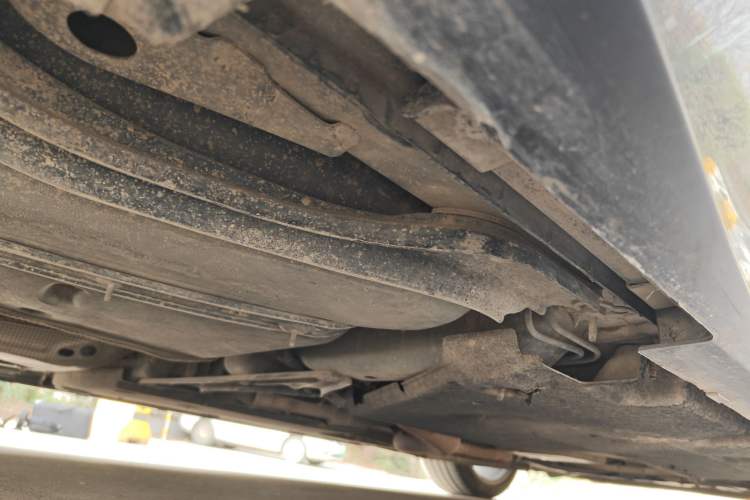 Used Chevrolet Camaro 2017 2.0T RS Chassis Rear Right