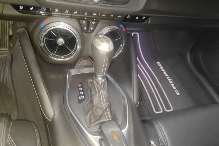 Used Chevrolet Camaro 2017 2.0T RS Gear Lever