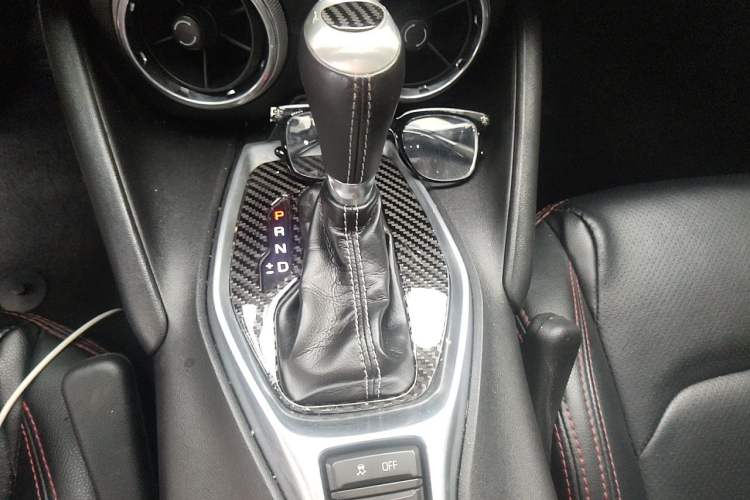 Used Chevrolet Camaro 2017 2.0T RS Gear Lever
