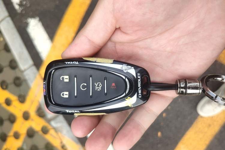 Used Chevrolet Camaro 2017 2.0T RS Vehicle Key