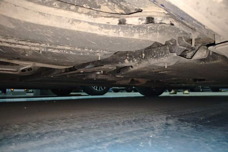 Used Chevrolet Camaro 2017 2.0T RS Chassis Rear Right