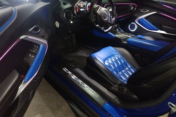 Used Chevrolet Camaro 2017 2.0T RS Driver Seat