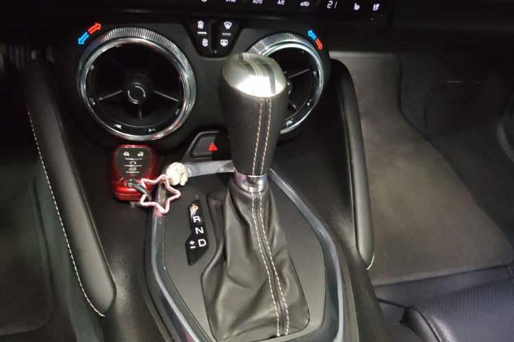 Used Chevrolet Camaro 2017 2.0T RS Gear Lever