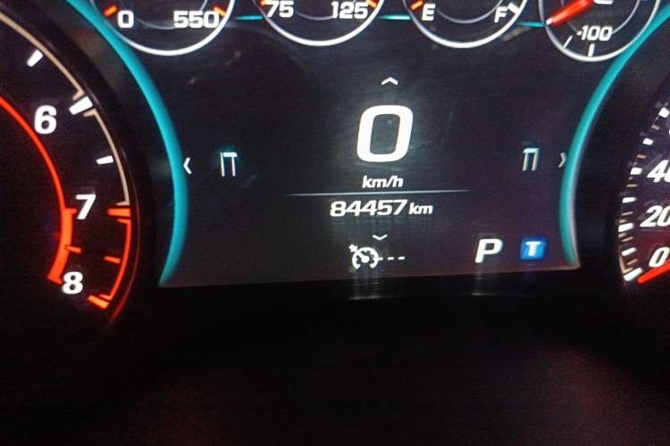Used Chevrolet Camaro 2017 2.0T RS Odometer Close Up