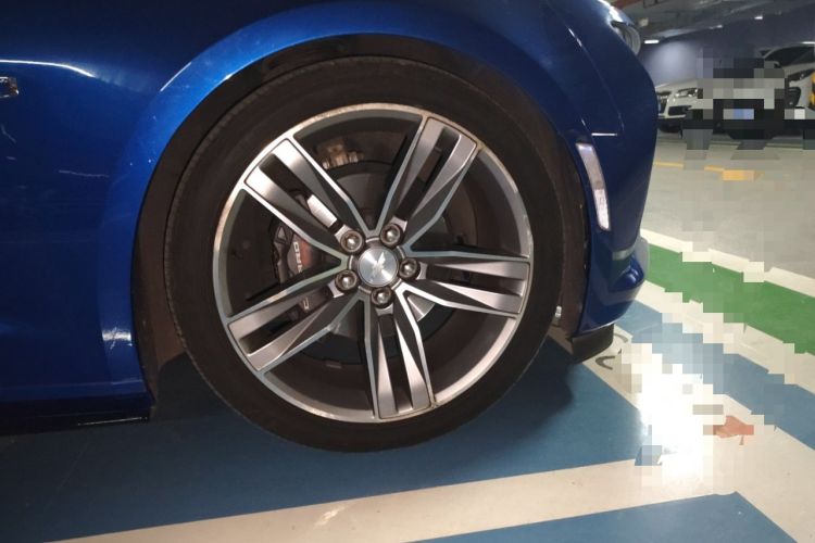 Used Chevrolet Camaro 2017 2.0T RS Right Front Wheel Hub