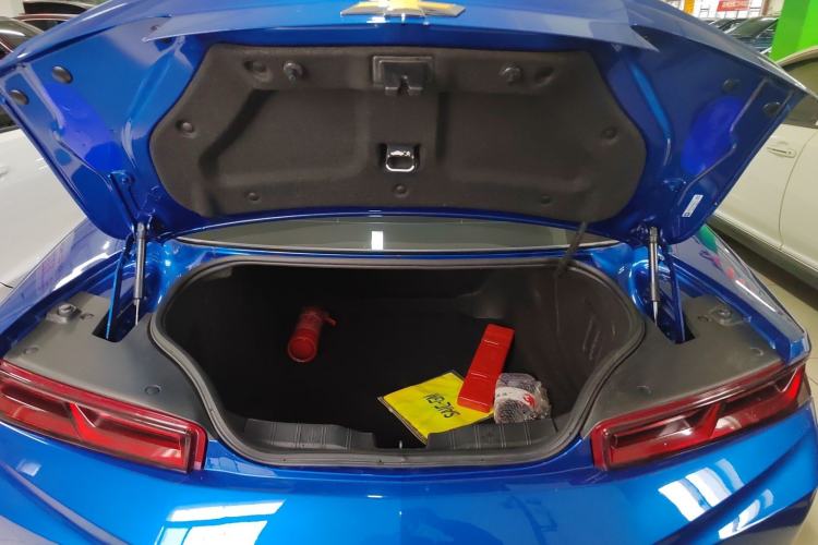 Used Chevrolet Camaro 2017 2.0T RS Trunk
