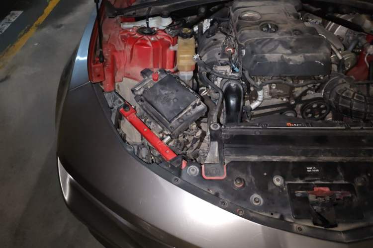 Used Chevrolet Camaro 2017 2.0T RS Engine Bay Right