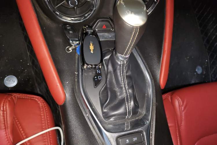 Used Chevrolet Camaro 2017 2.0T RS Gear Lever