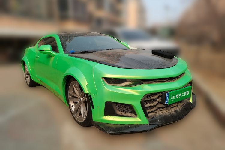 Used Chevrolet Camaro 2017 2.0T RS Front Right 45 Deg