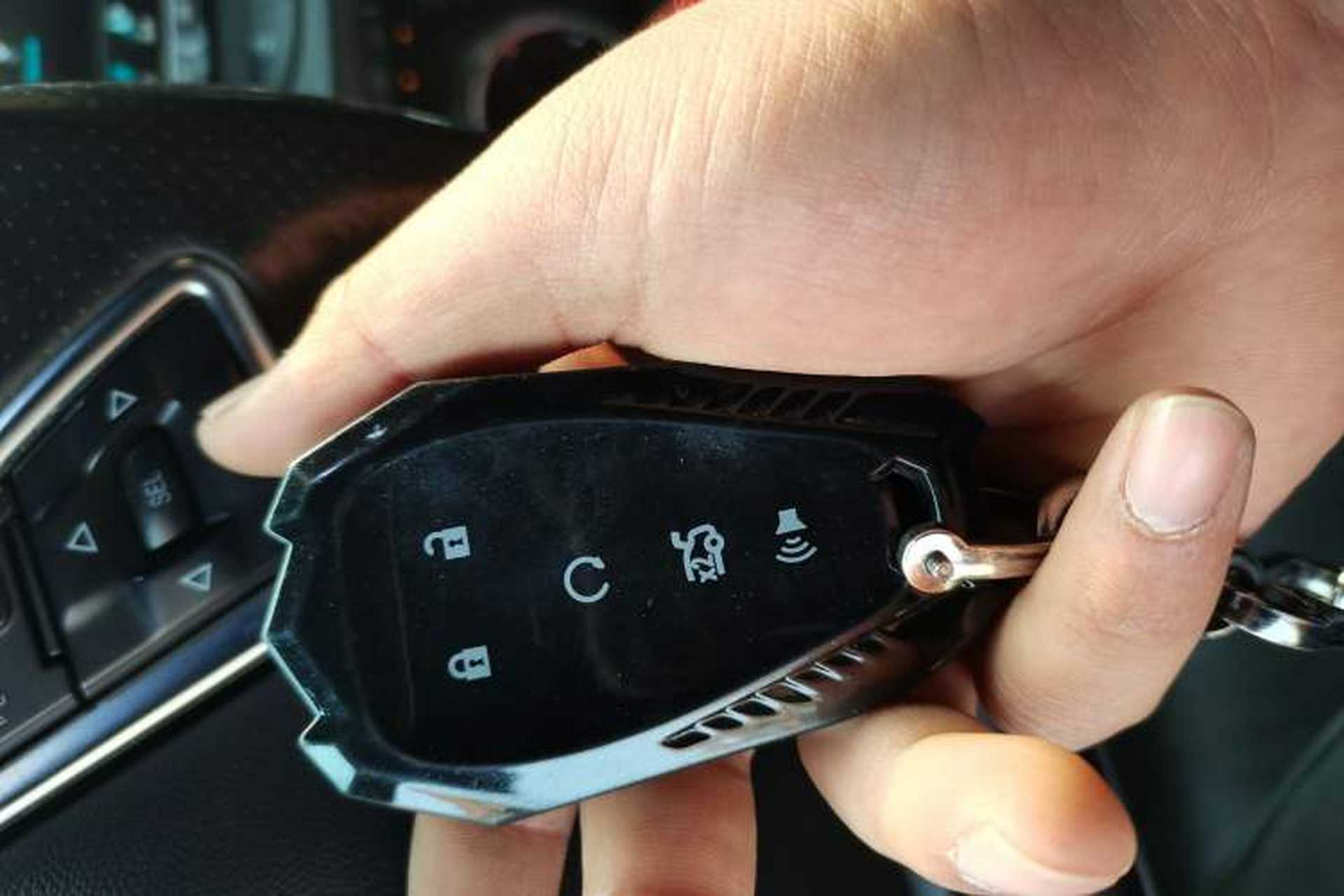 Used Chevrolet Camaro 2017 2.0T RS Vehicle Key