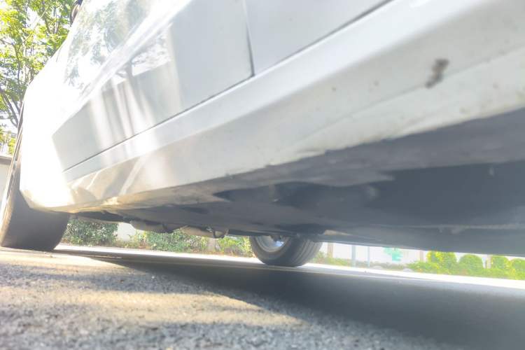 Used Chevrolet Camaro  Chassis Front Right