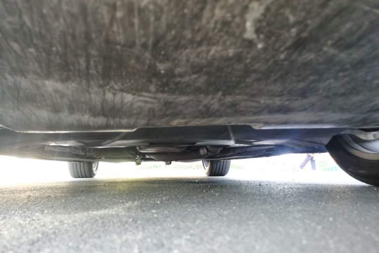 Used Chevrolet Camaro 2017 2.0T RS Chassis Front