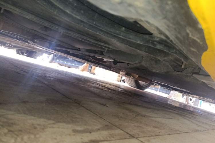 Used Chevrolet Camaro 2017 2.0T RS Chassis Rear Right