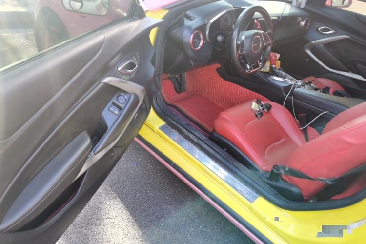 Used Chevrolet Camaro 2017 2.0T RS Driver Seat