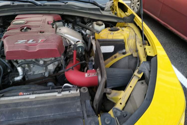 Used Chevrolet Camaro 2017 2.0T RS Engine Bay Left