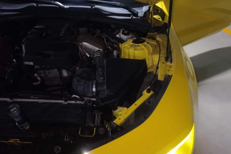 Used Chevrolet Camaro  Engine Bay Left