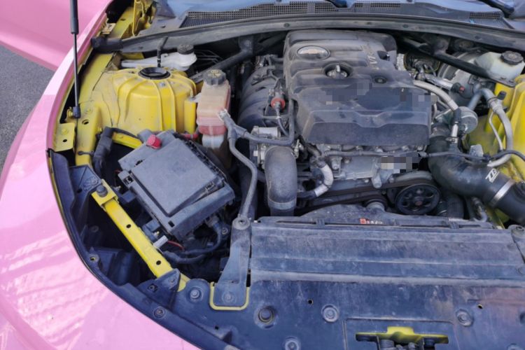Used Chevrolet Camaro 2017 2.0T RS Engine Bay Right