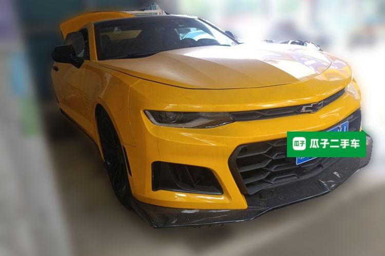 Used Chevrolet Camaro 2017 2.0T RS Front Right 45 Deg