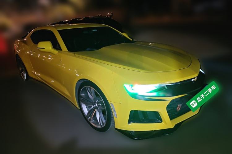 Used Chevrolet Camaro 2017 2.0T RS Front Right 45 Deg