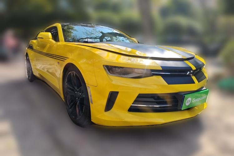 Used Chevrolet Camaro 2017 2.0T RS Front Right 45 Deg