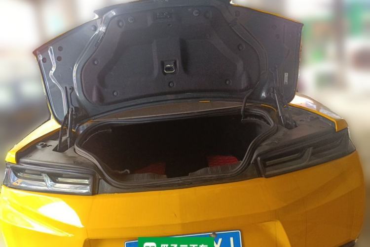 Used Chevrolet Camaro 2017 2.0T RS Trunk