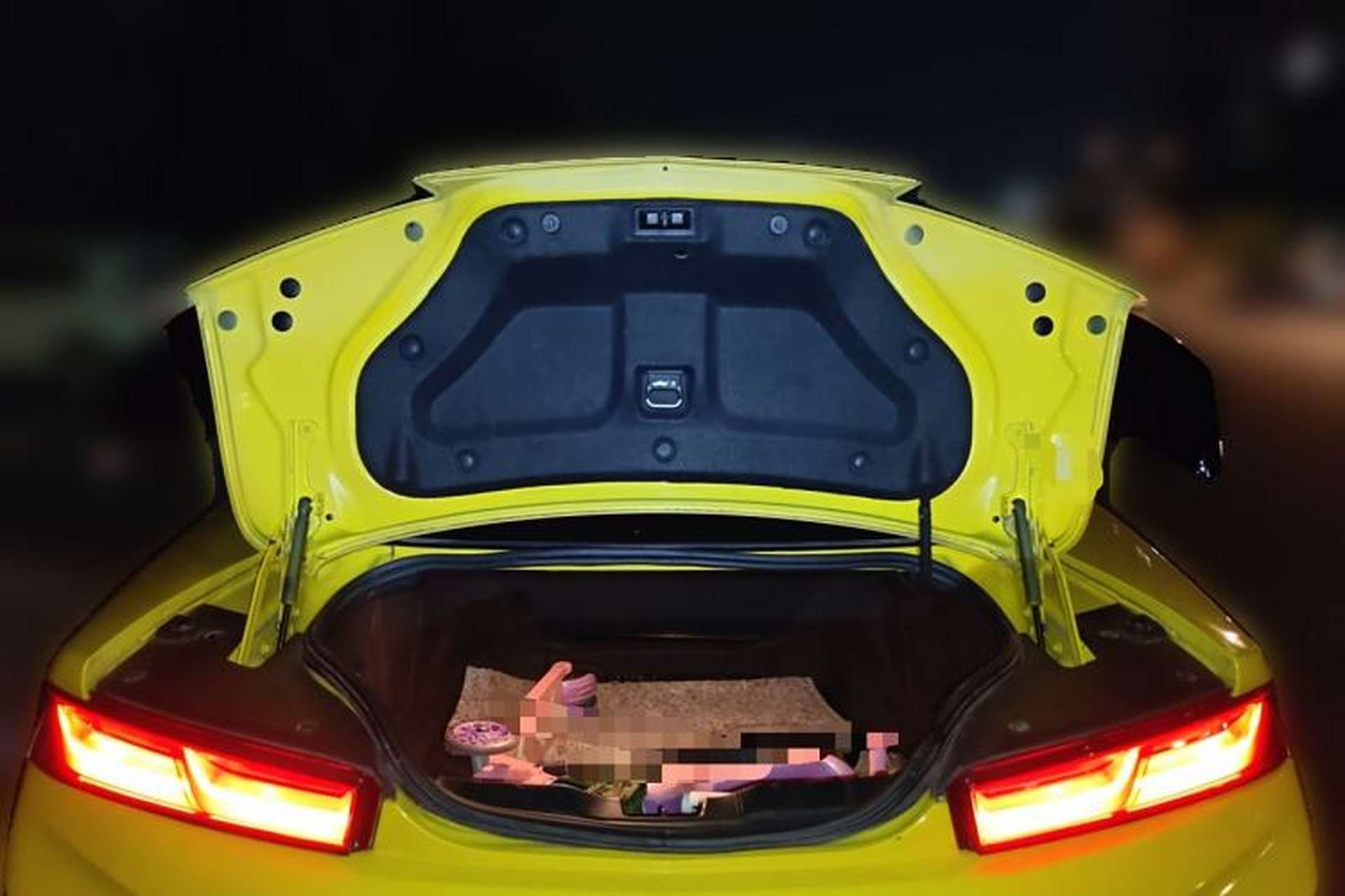 Used Chevrolet Camaro 2017 2.0T RS Trunk